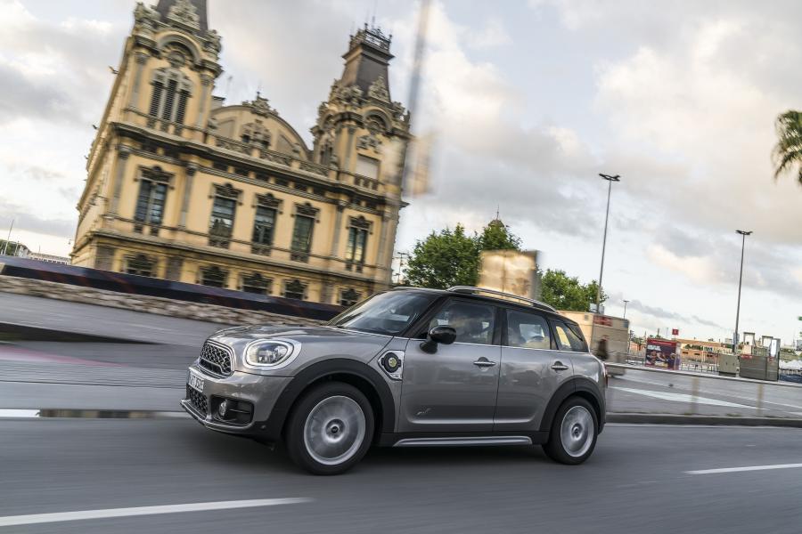  Mini Cooper S E Countryman ALL4 (F60) 2017 года  (WW) (фото 133 из 173)